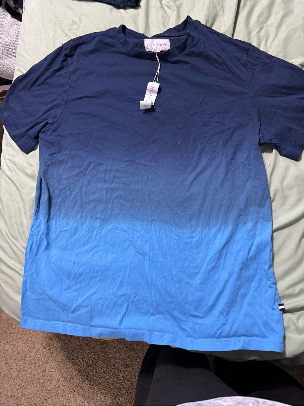 Men's Ombre Crew Neck T-Shirt in Navy/Blue